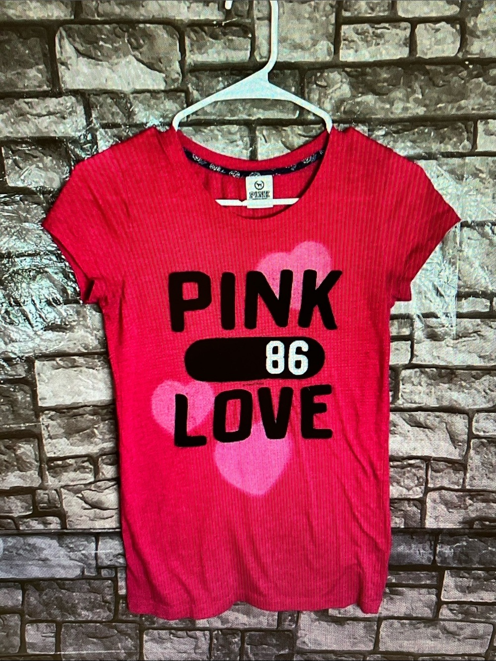 PINK Victoria's Secret Red/Pink 'PINK 86 LOVE' Graphic Tee